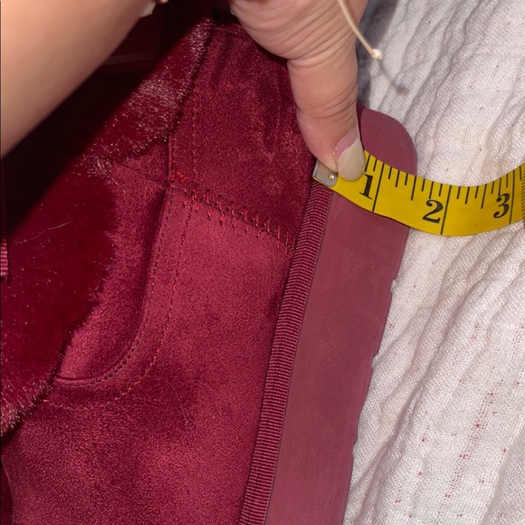 Guess Women's Burgundy Fur Winter Boots - Picture 4 of 4